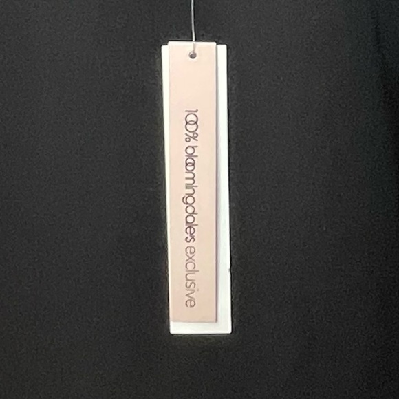 AQUA Woman’s Black Sleeveless Blouse. Size Small. NWT New With Tags - Picture 5 of 10